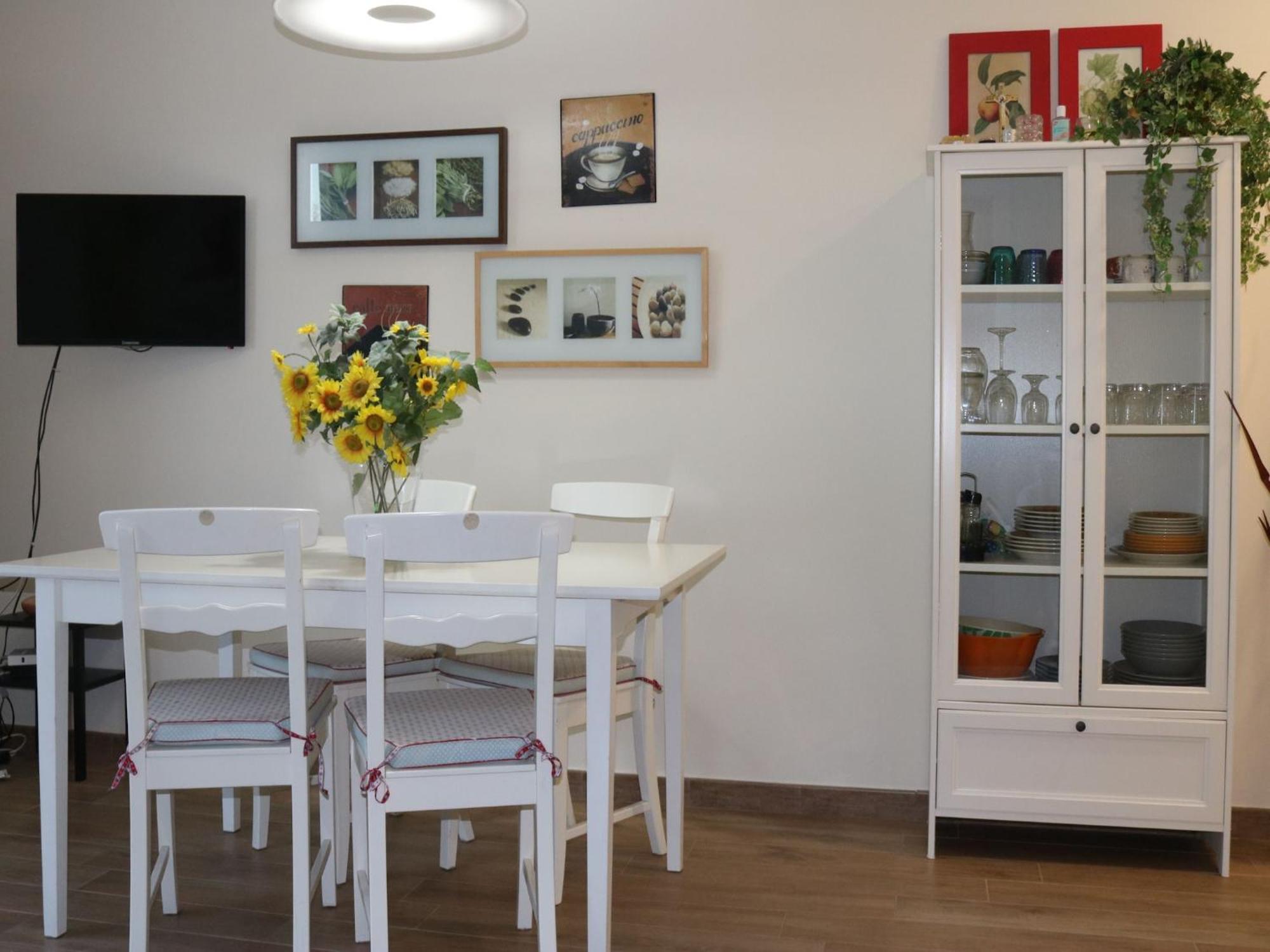 Enticing Holiday Home In Lazise With Swimming Pool Dış mekan fotoğraf