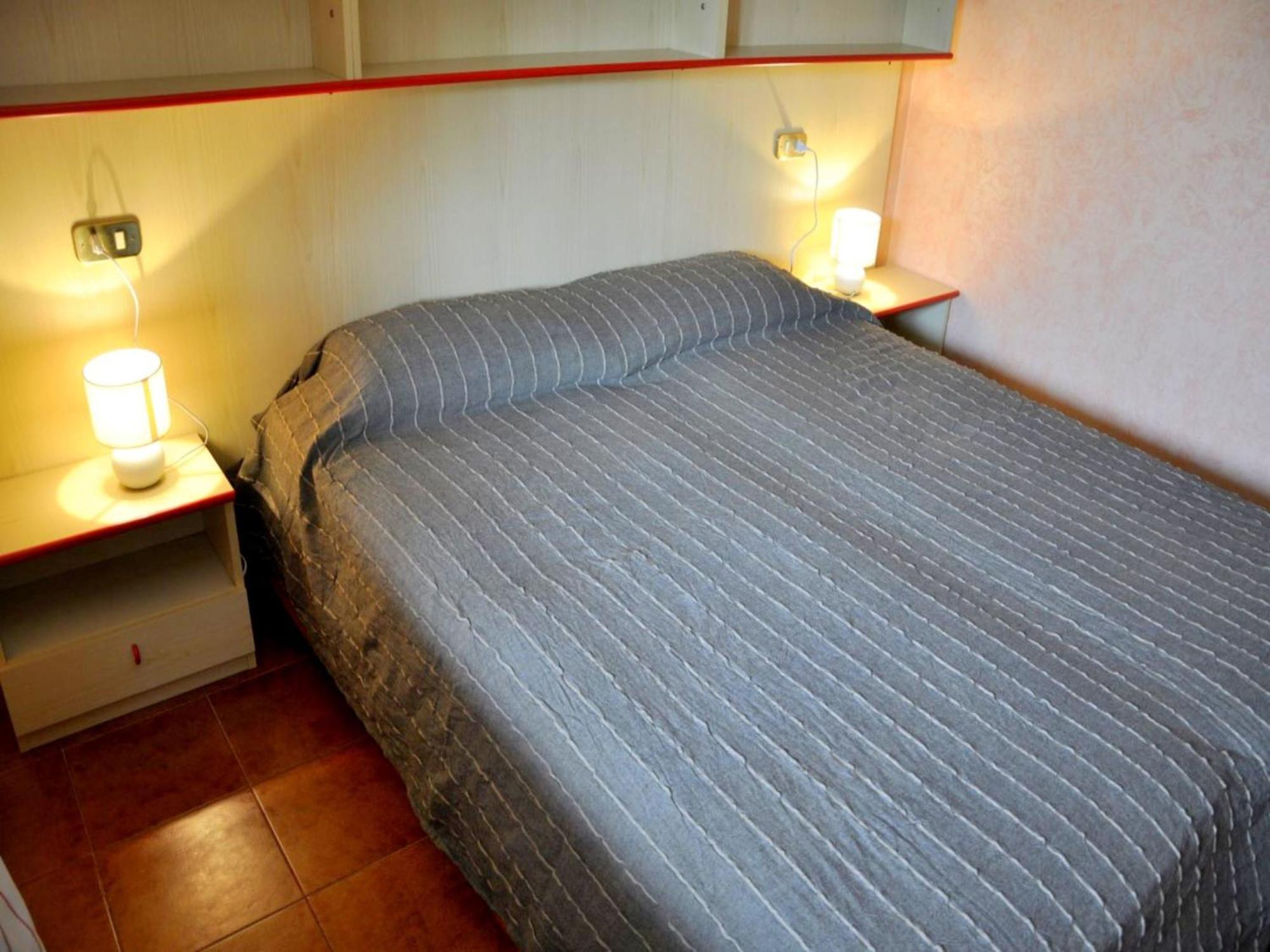 Enticing Holiday Home In Lazise With Swimming Pool Dış mekan fotoğraf