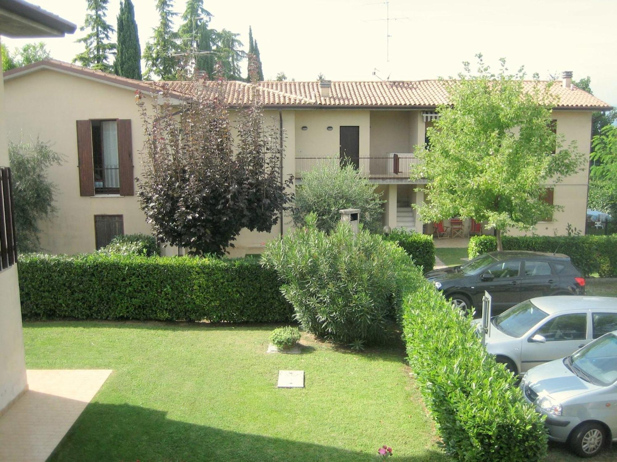 Enticing Holiday Home In Lazise With Swimming Pool Dış mekan fotoğraf